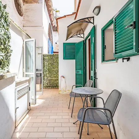 Ostuni's Corner By Rentbeat