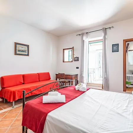 Ostuni's Corner By Rentbeat Apartment *